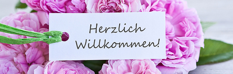 Herzlich Willkommen - victoria p./AdobeStock